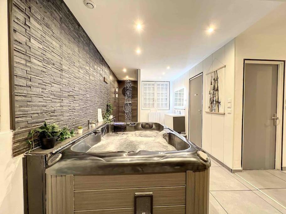 Dream Loft Jacuzzi - Sauna Брест Екстер'єр фото