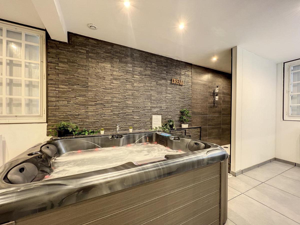 Dream Loft Jacuzzi - Sauna Брест Екстер'єр фото